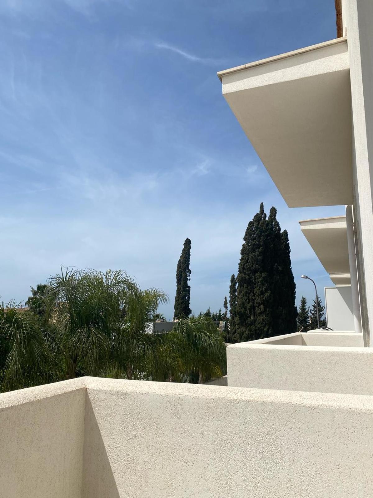 Sole, Mare E Trallalla Rilievo Exterior photo